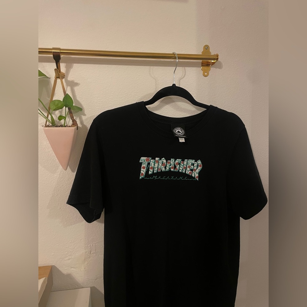 Thrasher (L) tee